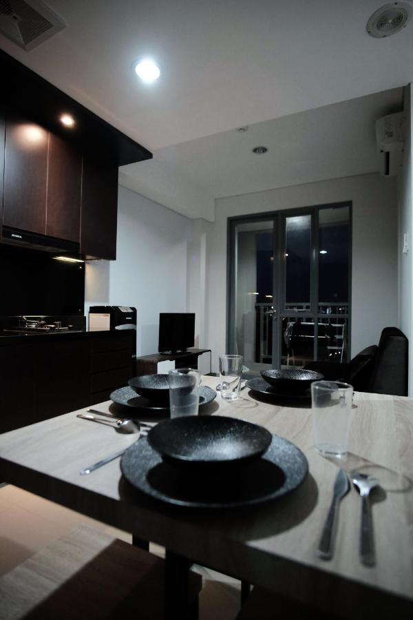 2 Bedrooms - Royal Olive Apartment - Pejaten South Of Джакарта Екстериор снимка
