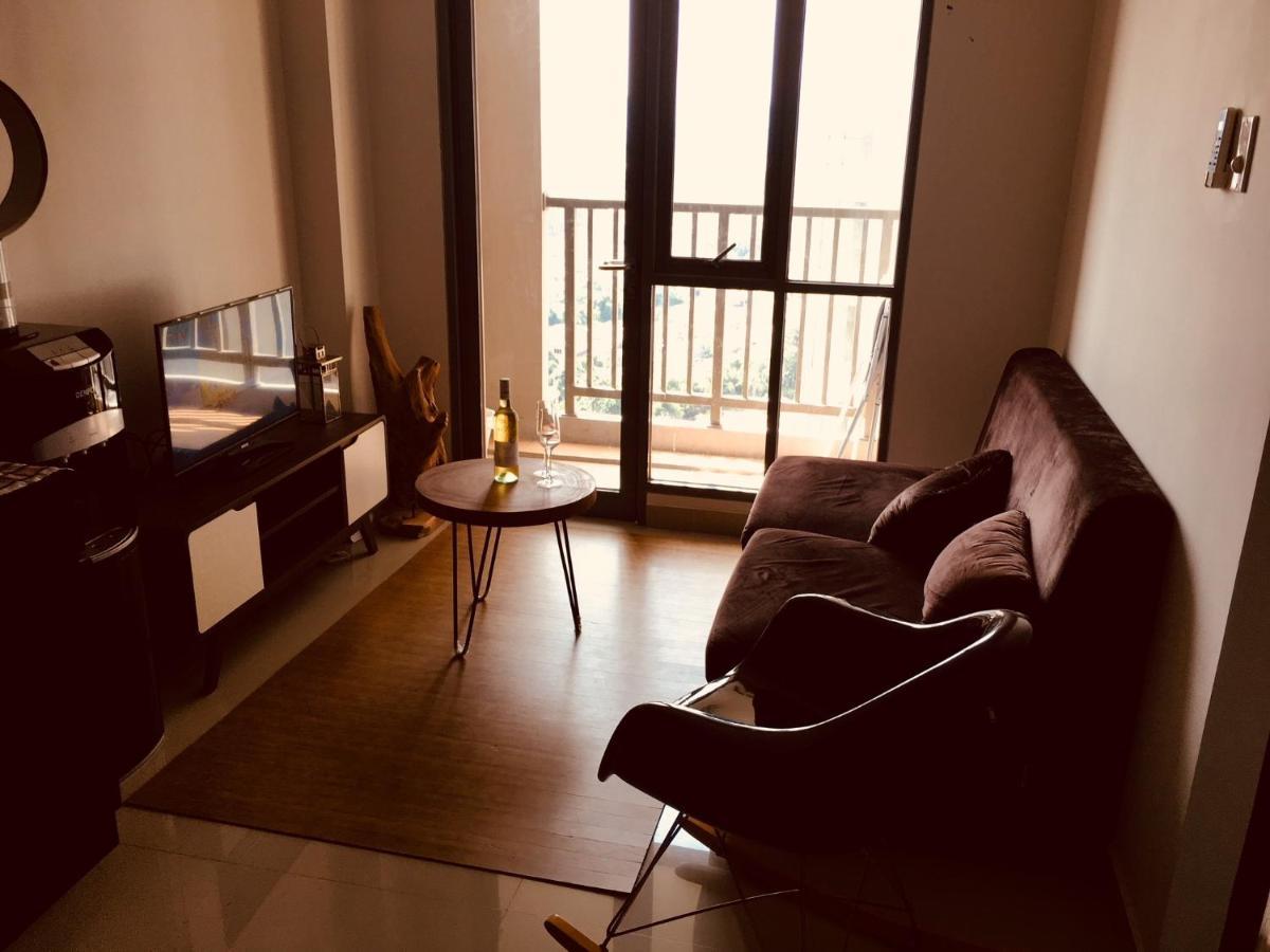 2 Bedrooms - Royal Olive Apartment - Pejaten South Of Джакарта Екстериор снимка
