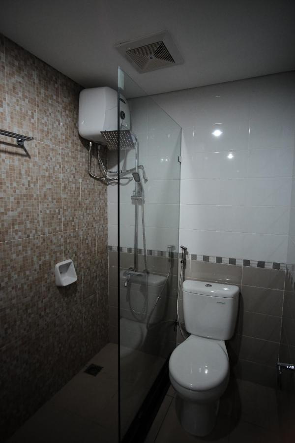 2 Bedrooms - Royal Olive Apartment - Pejaten South Of Джакарта Екстериор снимка